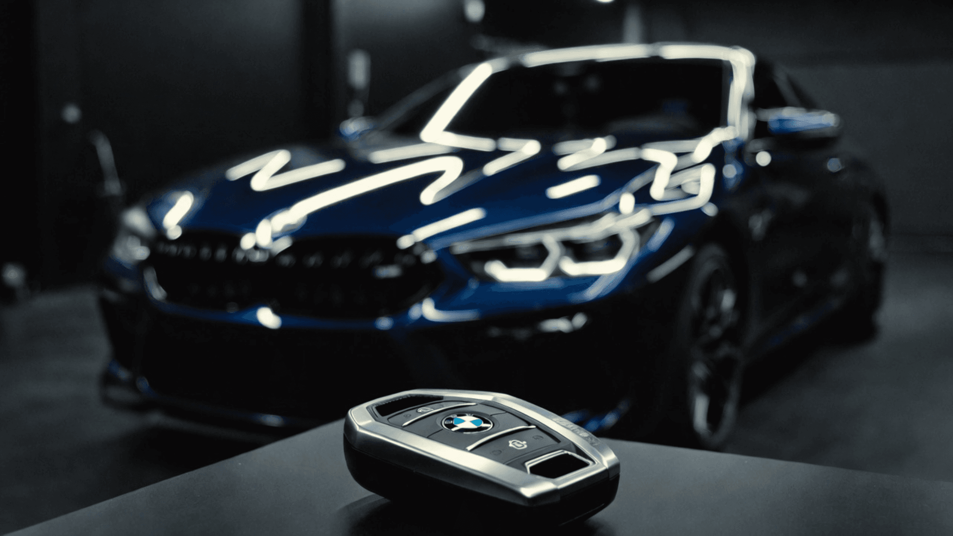 Fertig aufbereitetes Fahrzeug nach professioneller Autopflege bei Funkelgarage in Bayreuth